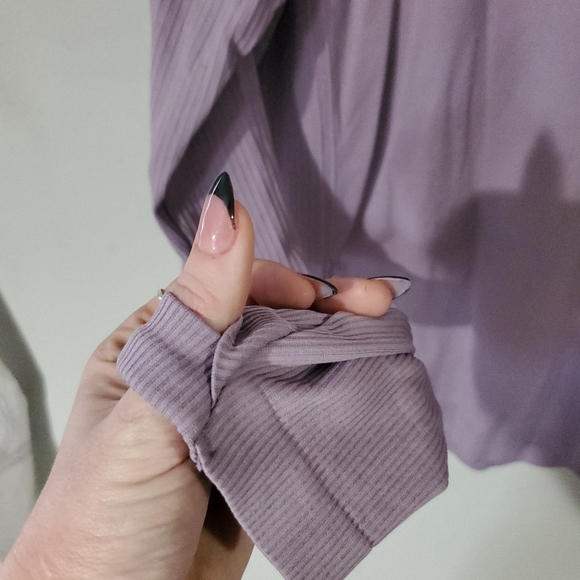 Purple Old Navy Top With Thumb Holes - Picture 2 of 4